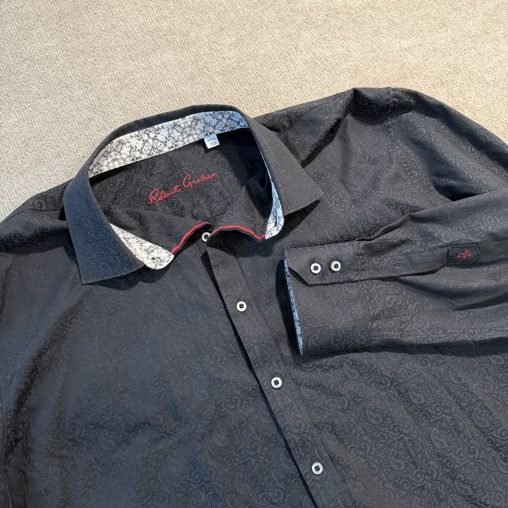 Robert Graham Black Paisley Button-Down Shirt with White Contrast Trim